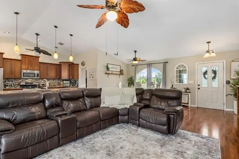 8200 Cleveland Drive Punta Gorda FL 33982