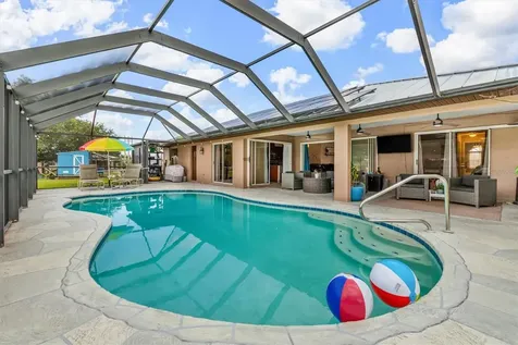 8200 Cleveland Drive Punta Gorda FL 33982