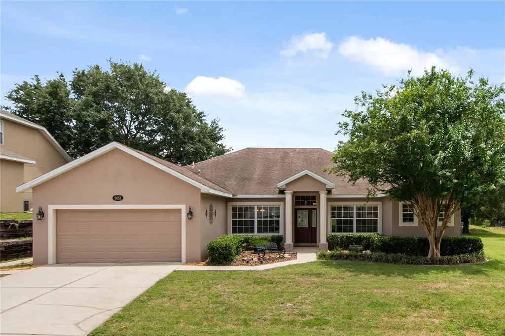 9651 Spring Lake Drive Clermont FL 34711