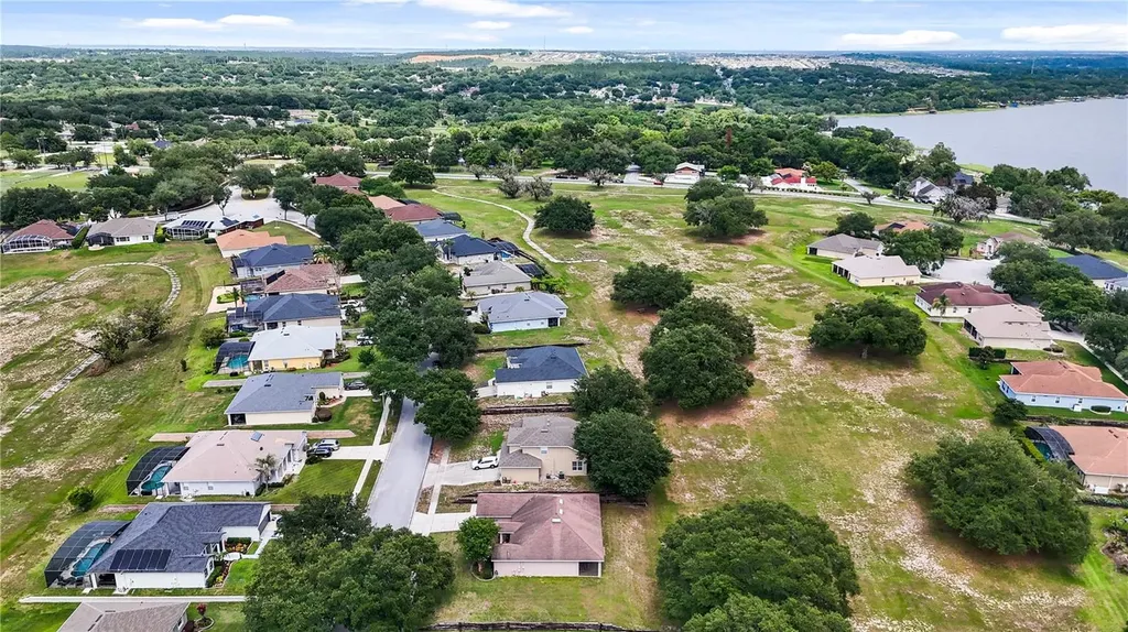 9651 Spring Lake Drive Clermont FL 34711
