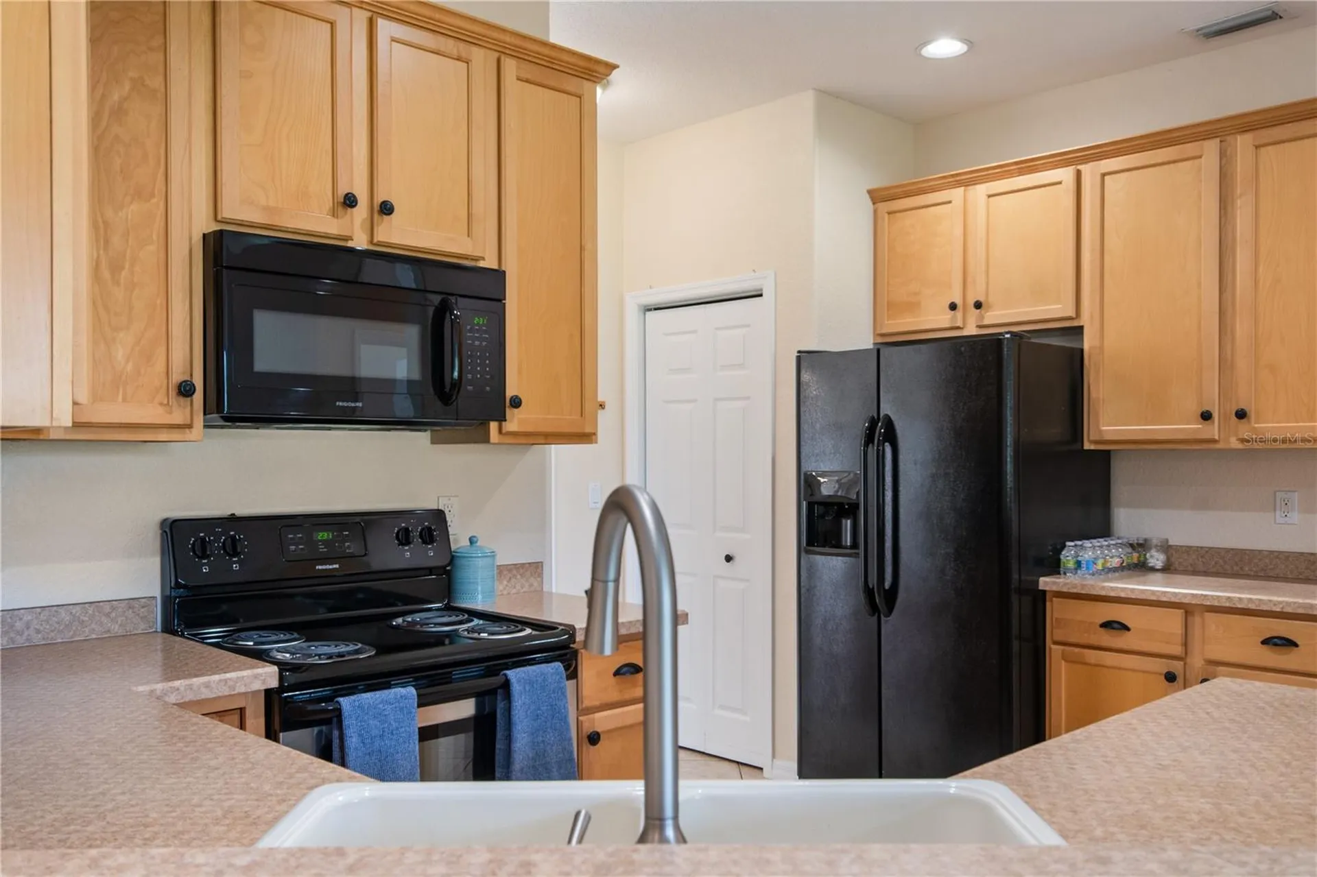 9651 Spring Lake Drive Clermont FL 34711