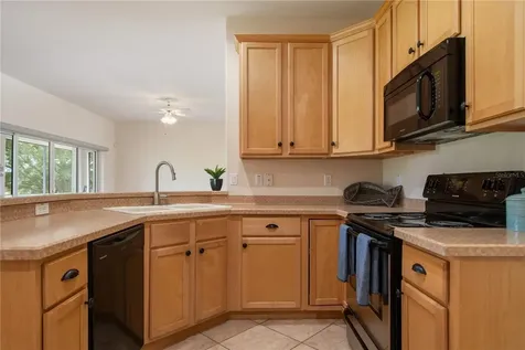 9651 Spring Lake Drive Clermont FL 34711