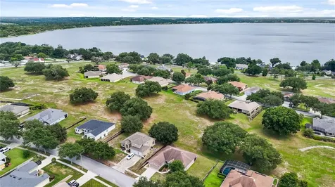 9651 Spring Lake Drive Clermont FL 34711