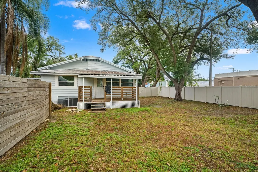 102 W North Street Tampa FL 33604