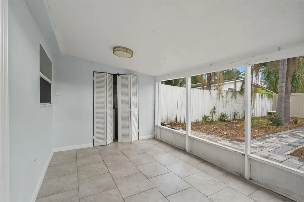 102 W North Street Tampa FL 33604