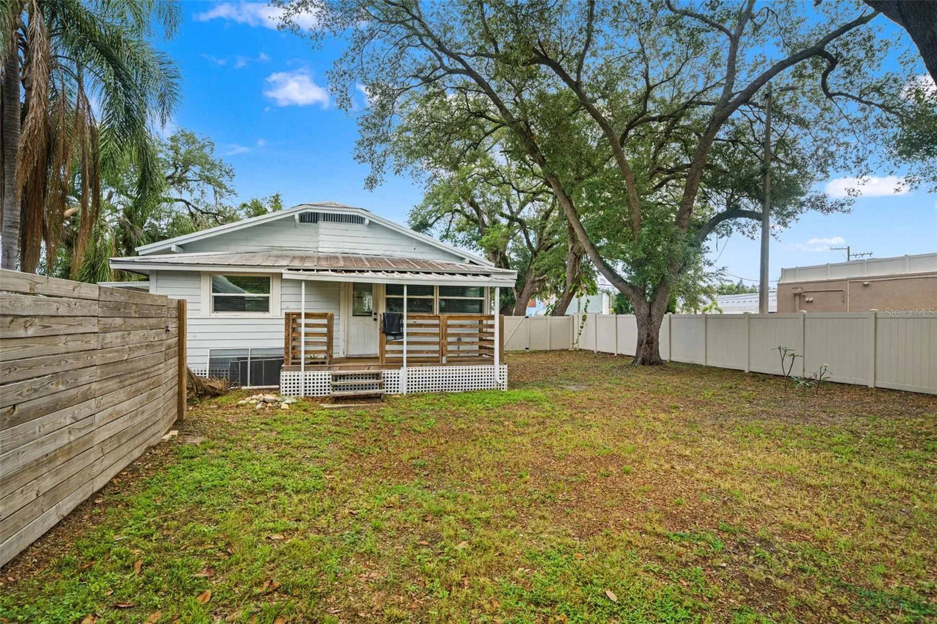 102 W North Street Tampa FL 33604