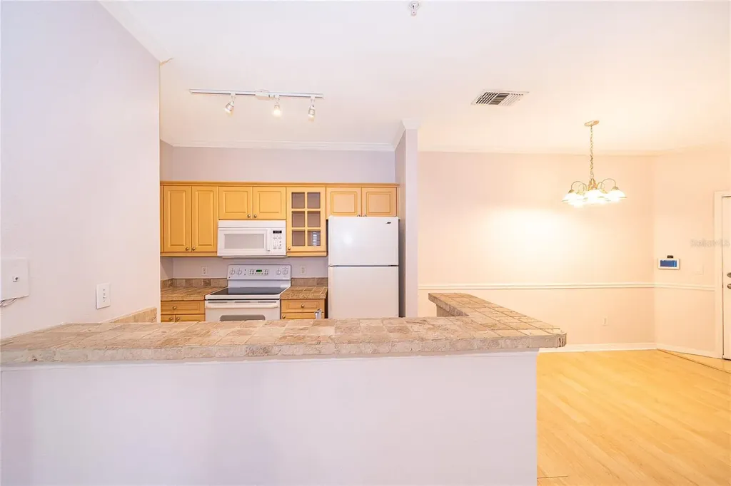 3589 Conroy Road Orlando FL 32839
