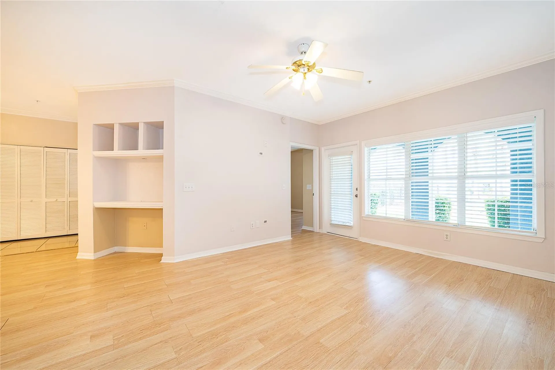 3589 Conroy Road Orlando FL 32839