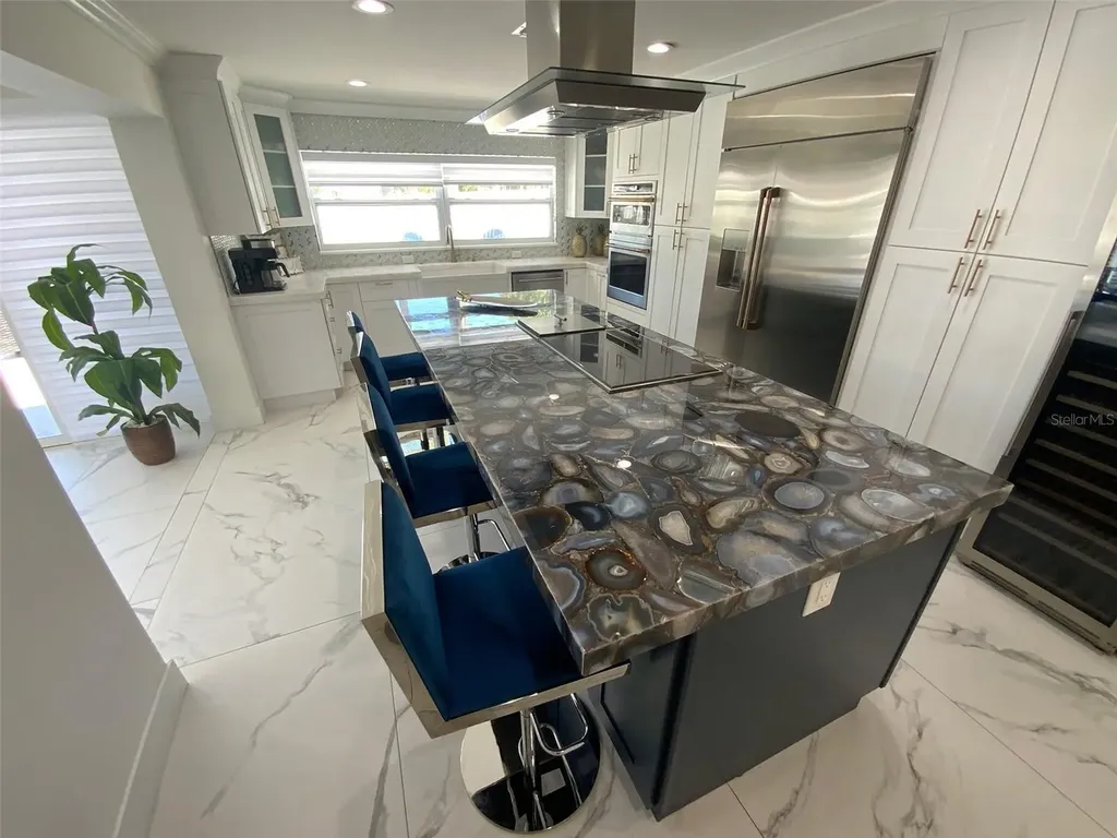 320 Harbor Passage Clearwater Beach FL 33767
