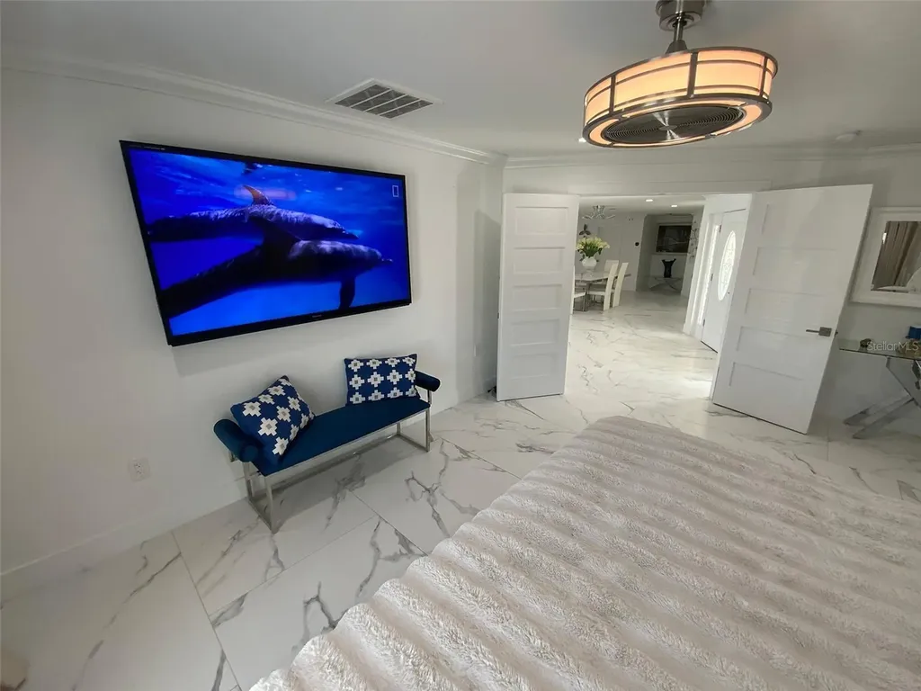 320 Harbor Passage Clearwater Beach FL 33767
