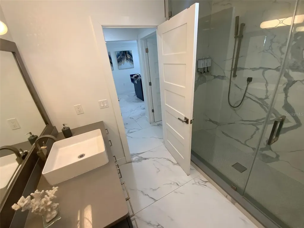 320 Harbor Passage Clearwater Beach FL 33767