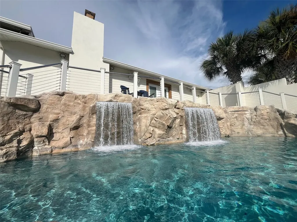 320 Harbor Passage Clearwater Beach FL 33767