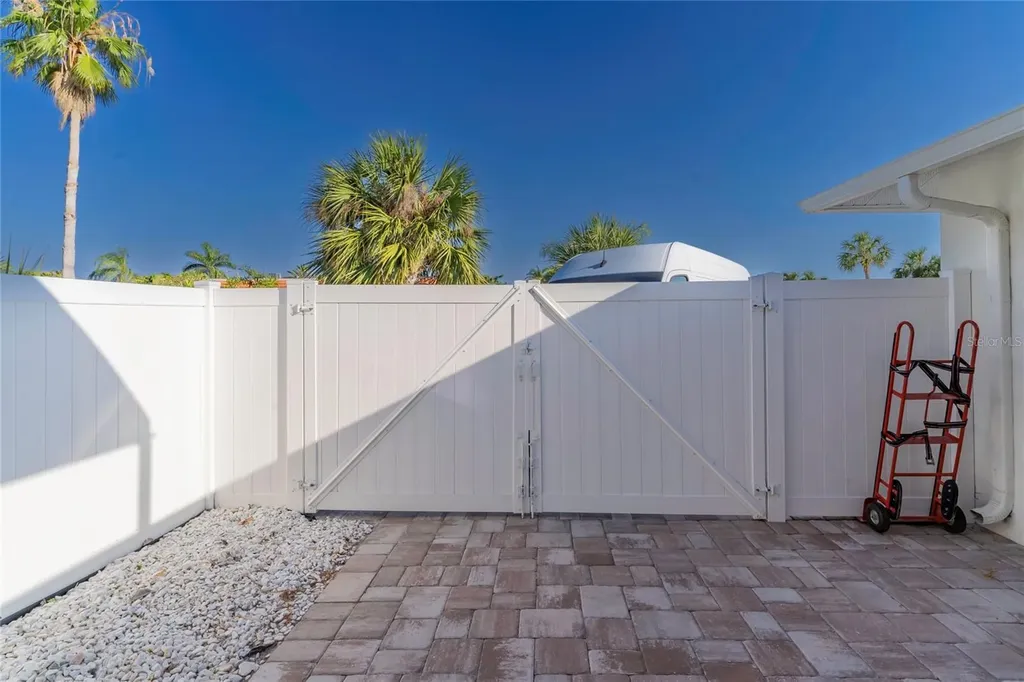 320 Harbor Passage Clearwater Beach FL 33767