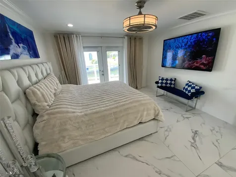 320 Harbor Passage Clearwater Beach FL 33767