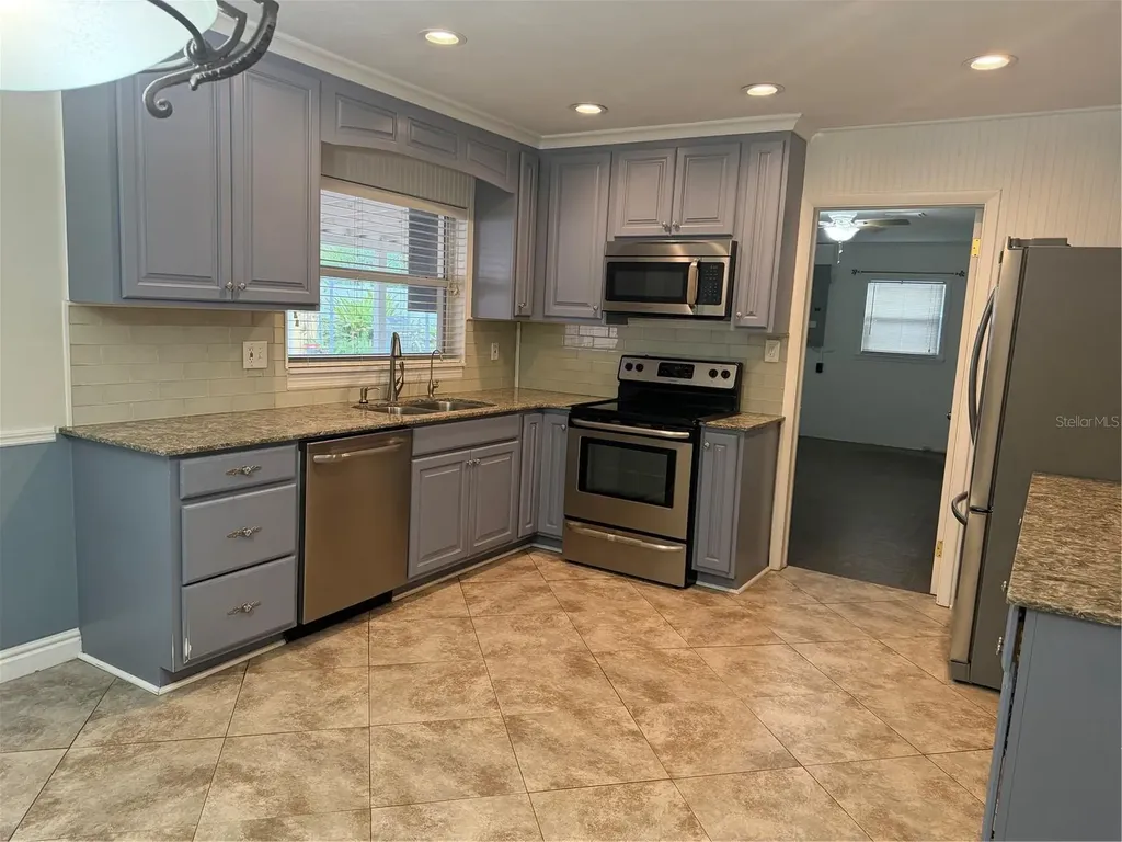 8009 Paulson Lane Tampa FL 33617