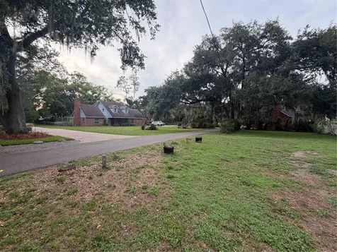 8009 Paulson Lane Tampa FL 33617