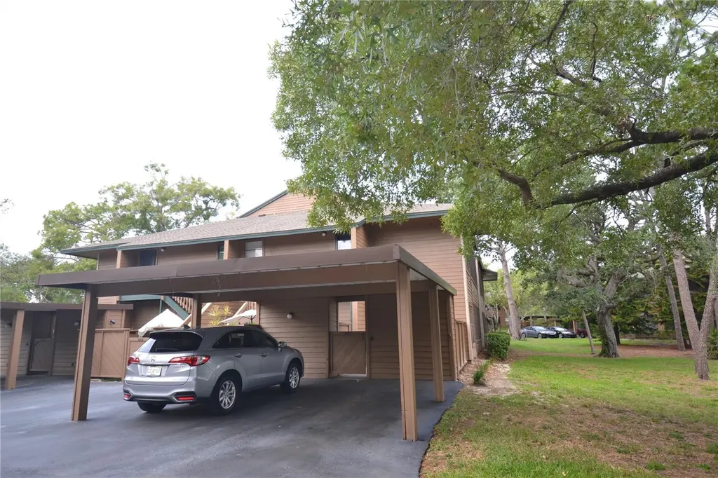 605 Lennox Road W Palm Harbor FL 34683