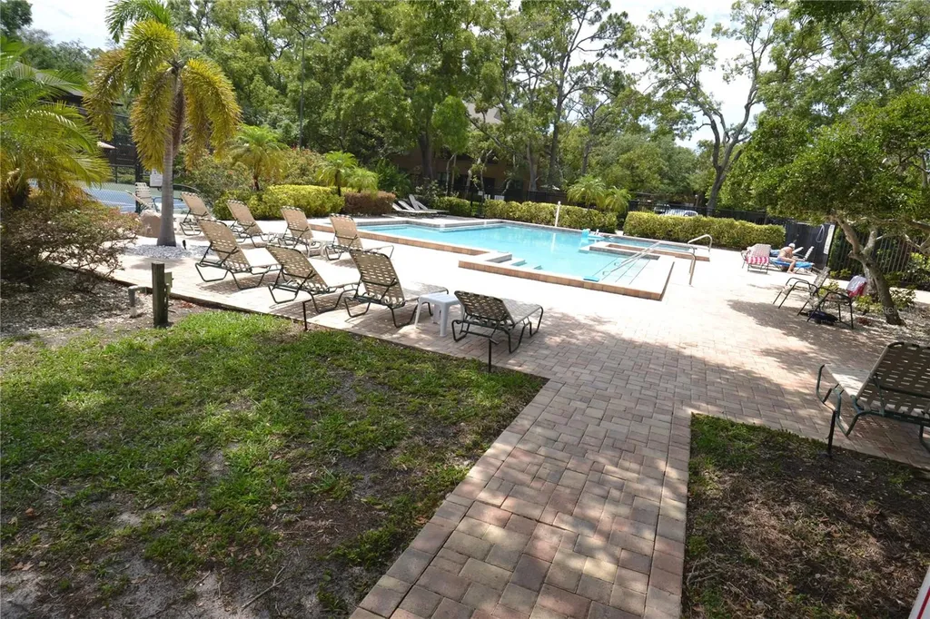 605 Lennox Road W Palm Harbor FL 34683
