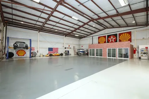1312 Apopka Airport Road Apopka FL 32712