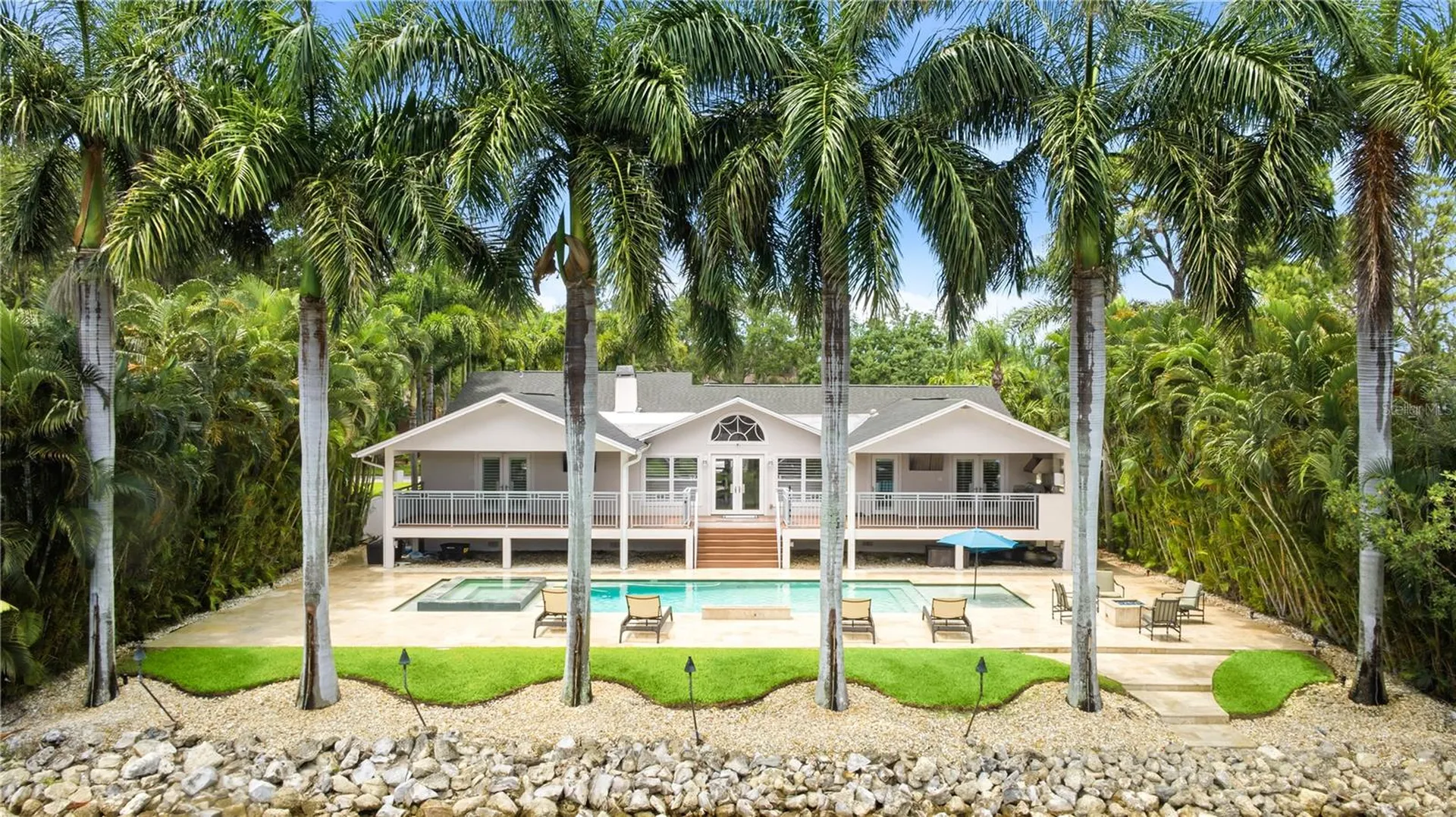 662 Apalachee Circle NE St Petersburg FL 33702