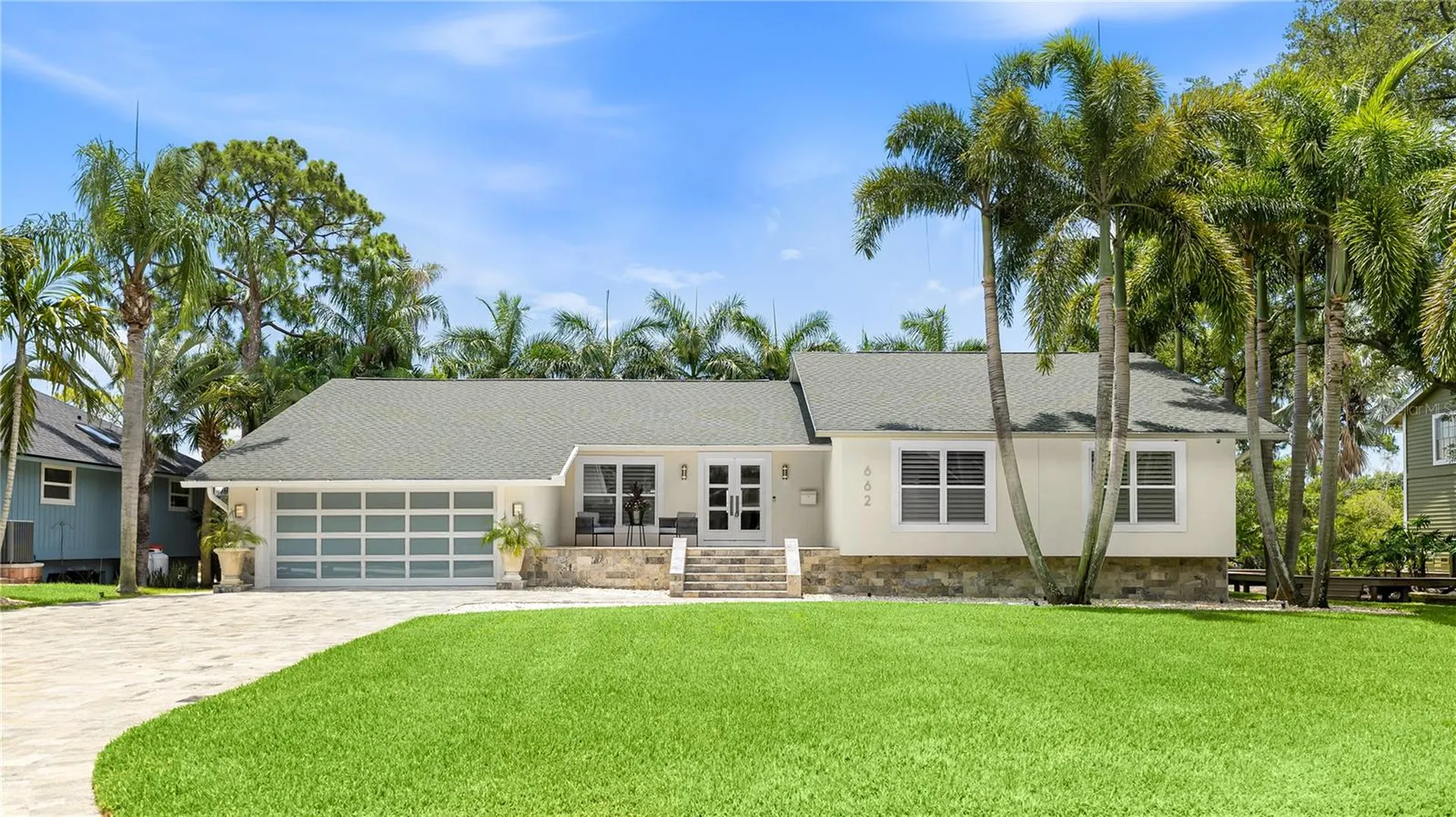 662 Apalachee Circle NE St Petersburg FL 33702