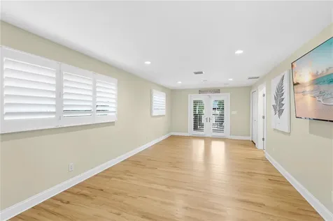 662 Apalachee Circle NE St Petersburg FL 33702