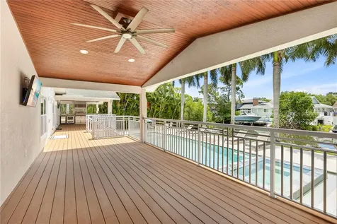 662 Apalachee Circle NE St Petersburg FL 33702