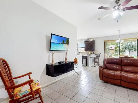 955 La Mirada Court Kissimmee FL 34744