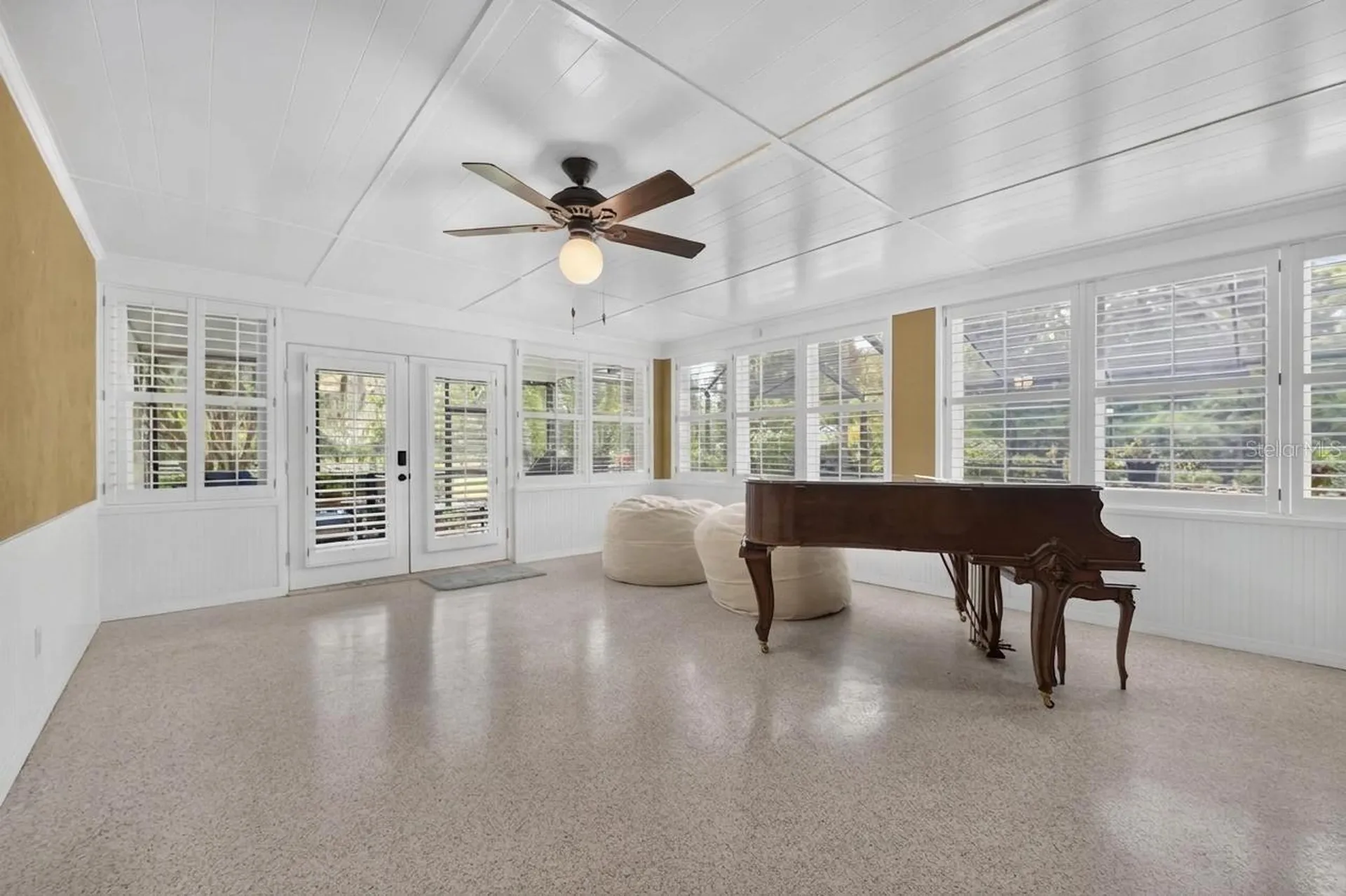 2715 Little Road Valrico FL 33596