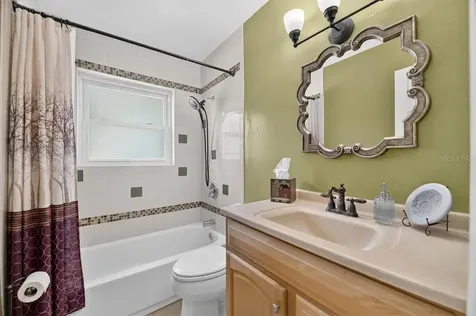 2715 Little Road Valrico FL 33596