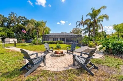 2715 Little Road Valrico FL 33596