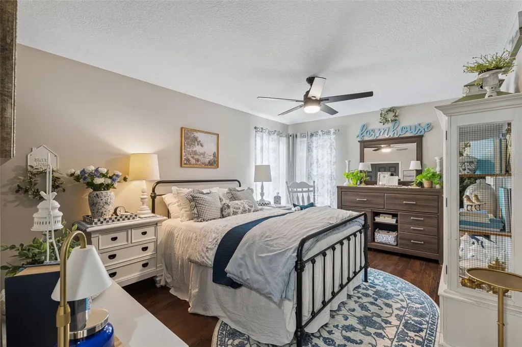 14324 Lord Barclay Drive Orlando FL 32837