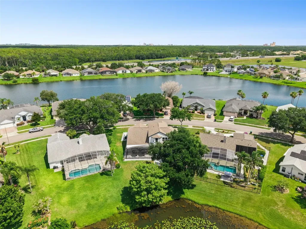 14324 Lord Barclay Drive Orlando FL 32837