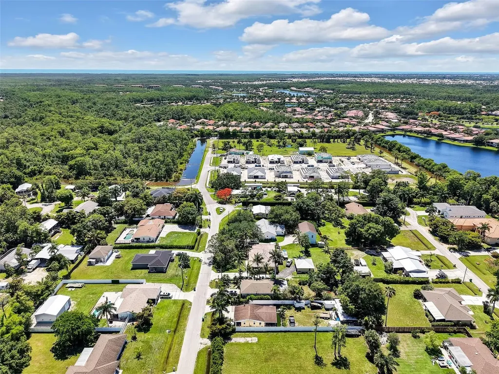 5211 Maple Lane Naples FL 34113
