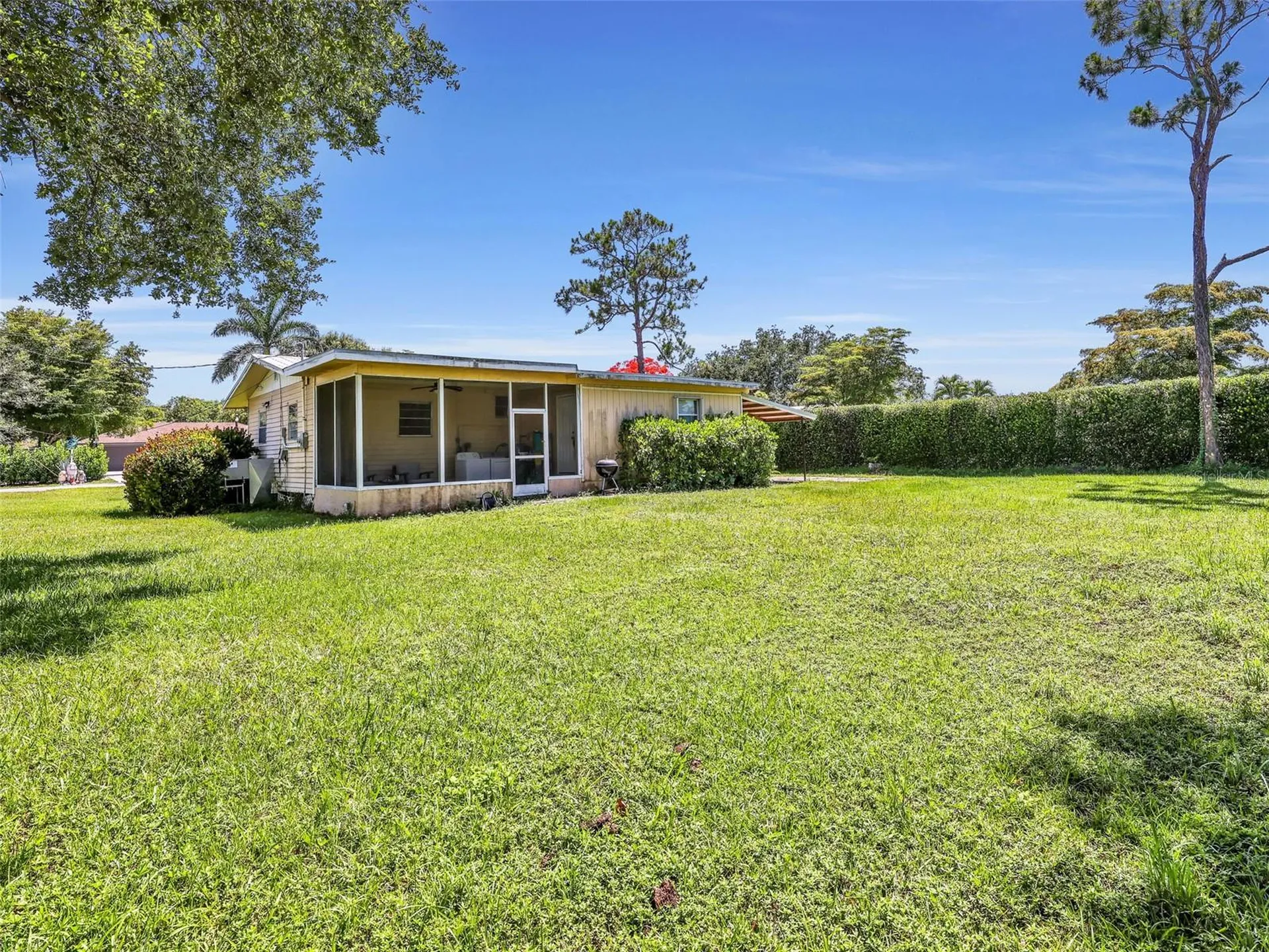 5211 Maple Lane Naples FL 34113