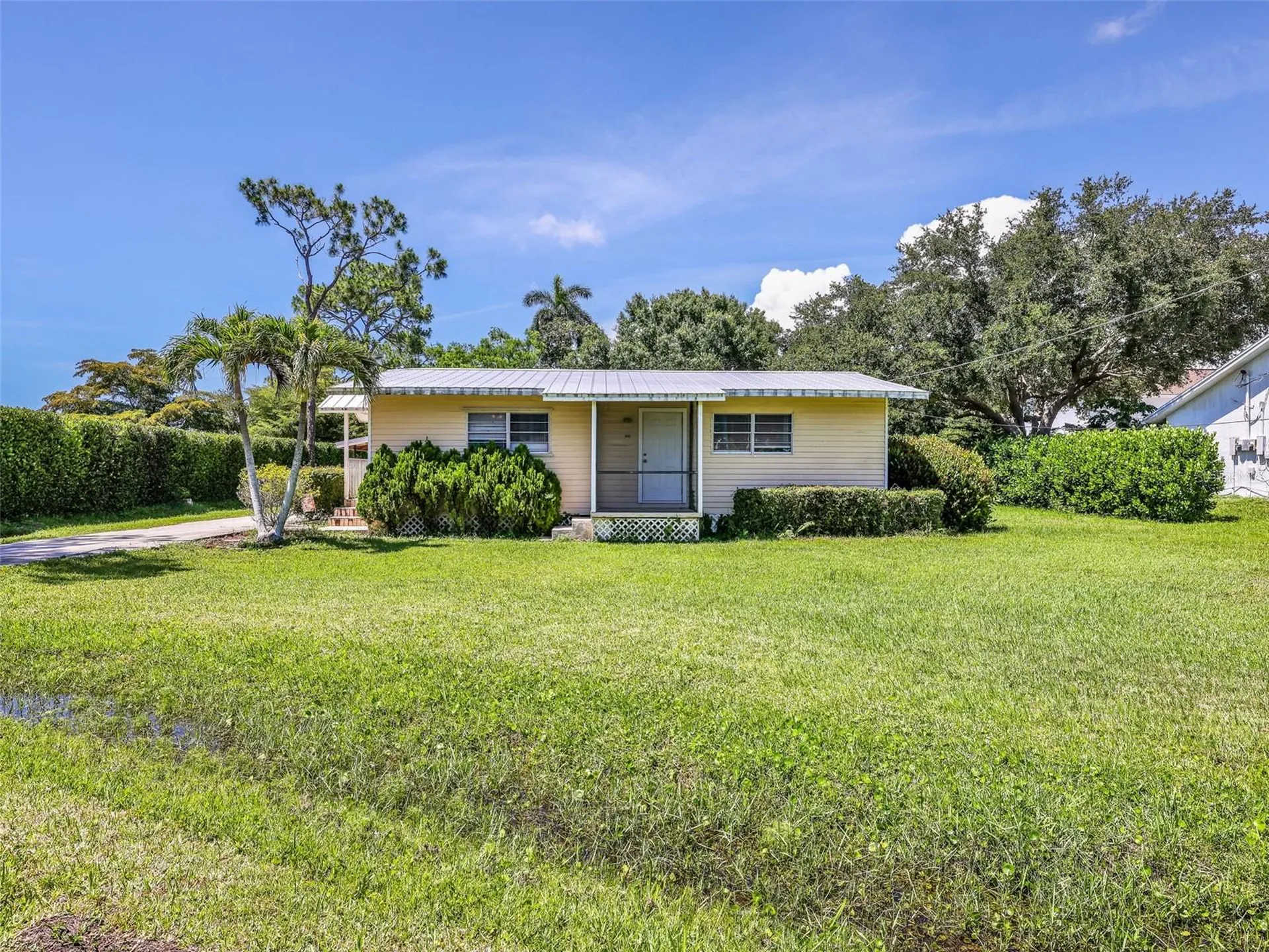 5211 Maple Lane Naples FL 34113