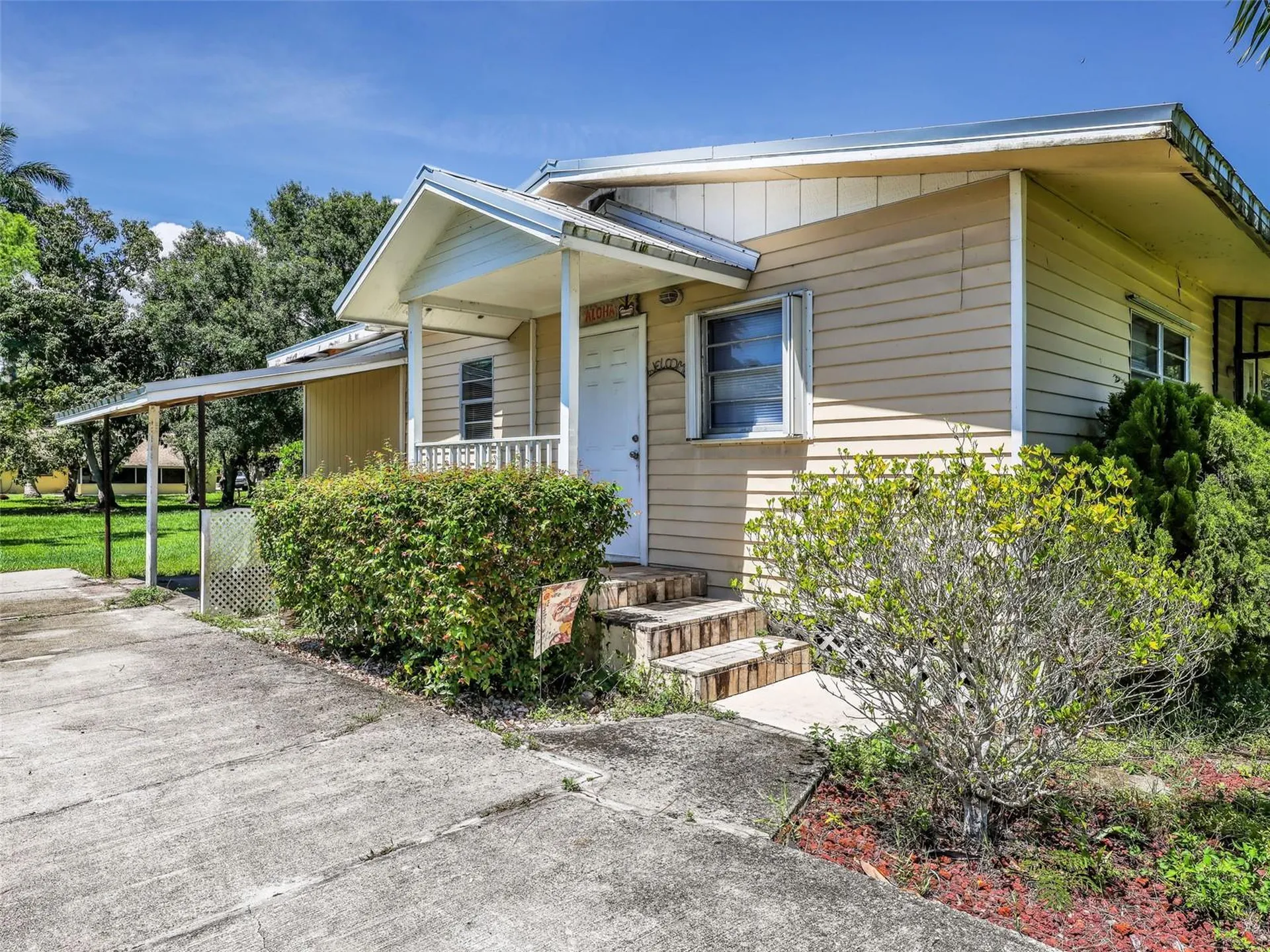 5211 Maple Lane Naples FL 34113