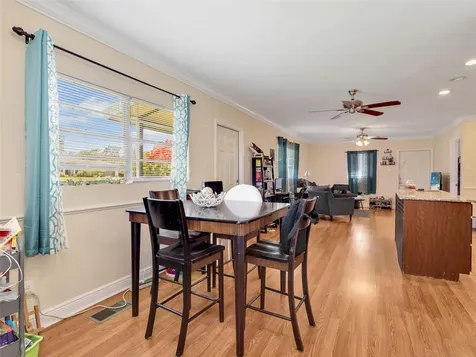 5211 Maple Lane Naples FL 34113