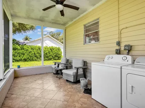 5211 Maple Lane Naples FL 34113