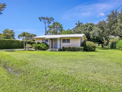 5211 Maple Lane Naples FL 34113