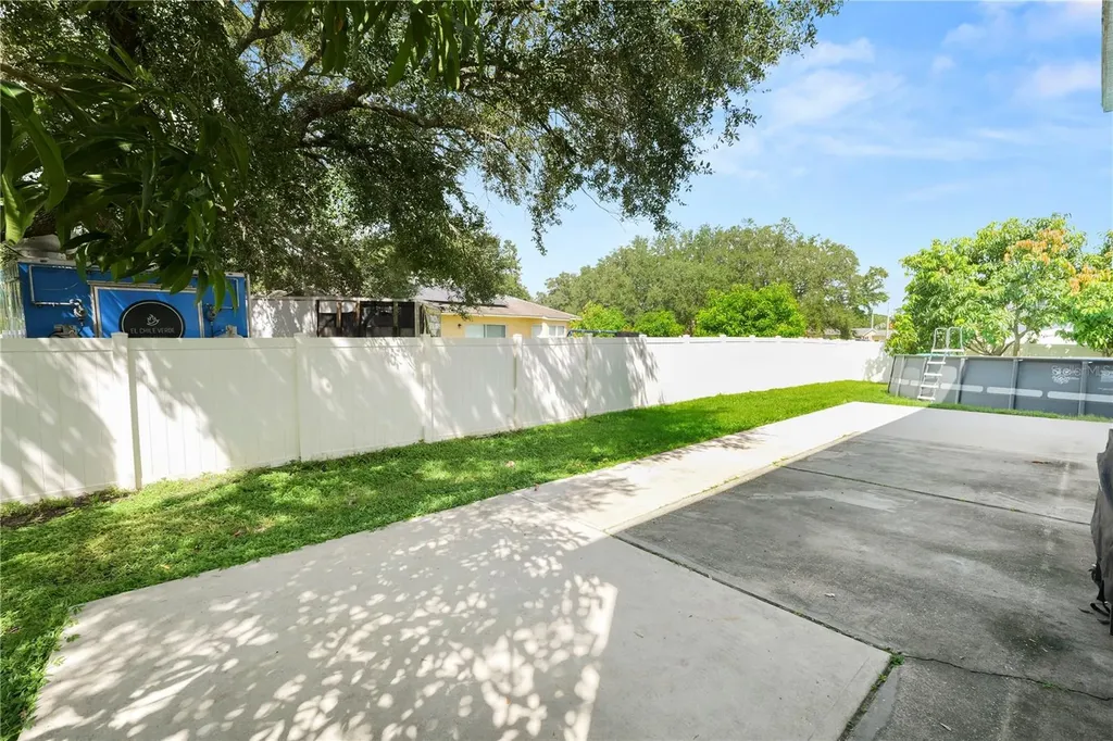 437 Dove Drive Poinciana FL 34759