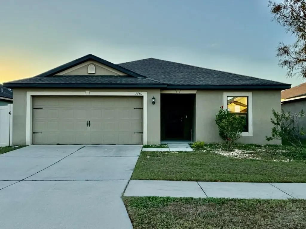 1740 Chatham Green Circle Ruskin FL 33570