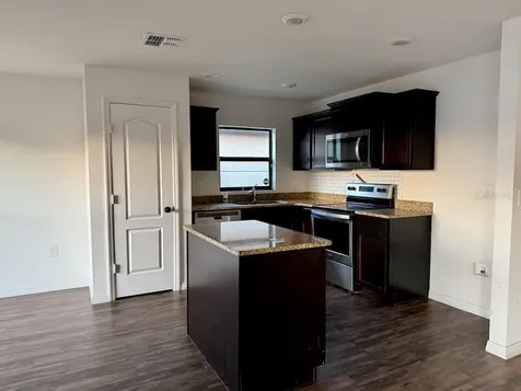1740 Chatham Green Circle Ruskin FL 33570