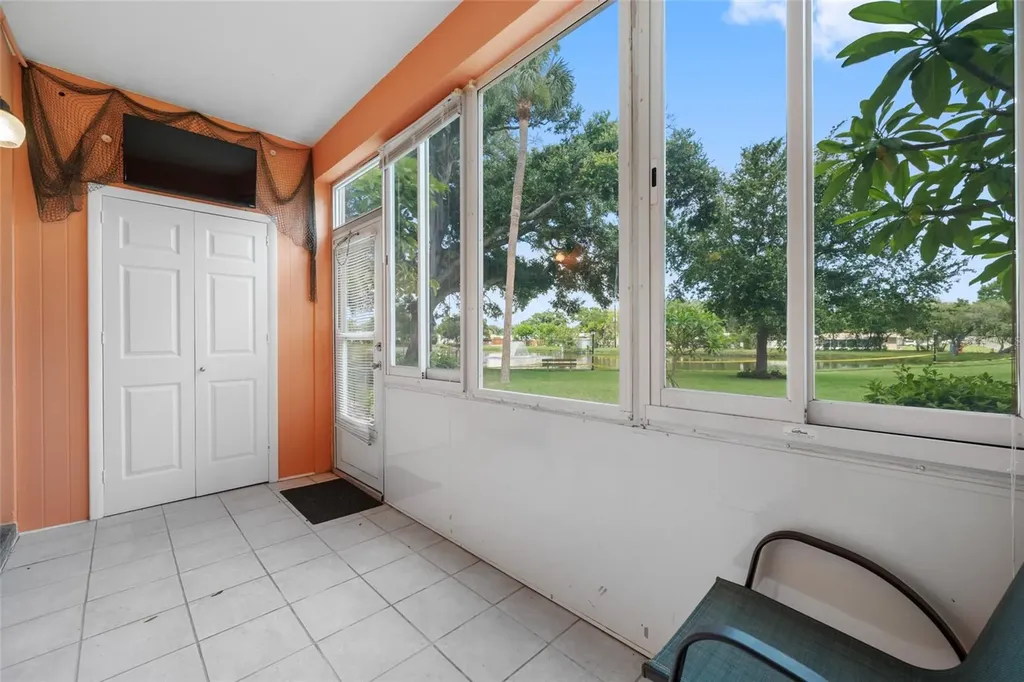8075 112th Street Seminole FL 33772