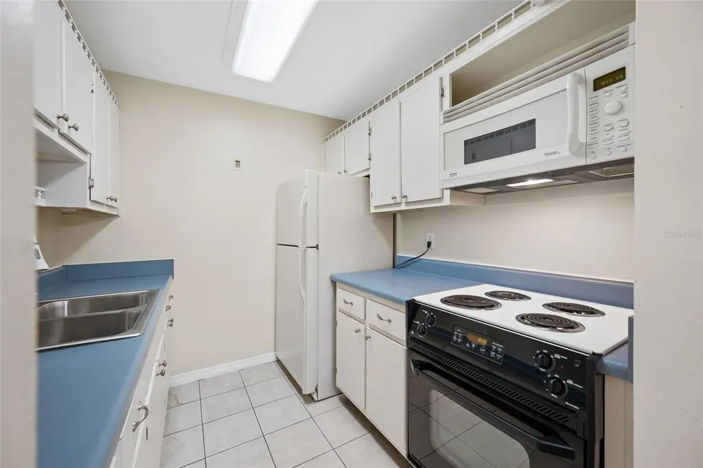 8075 112th Street Seminole FL 33772