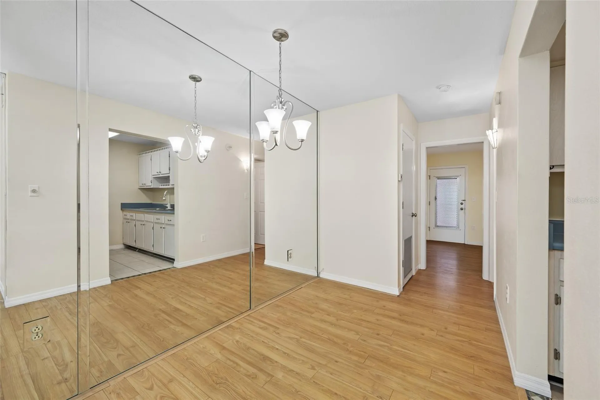 8075 112th Street Seminole FL 33772