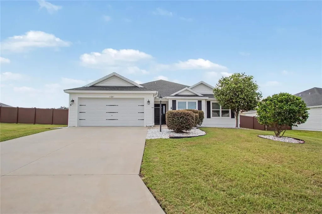 11281 Stewart Loop Oxford FL 34484