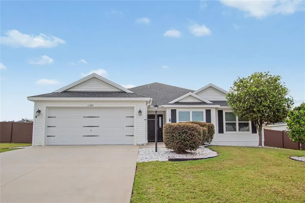 11281 Stewart Loop Oxford FL 34484