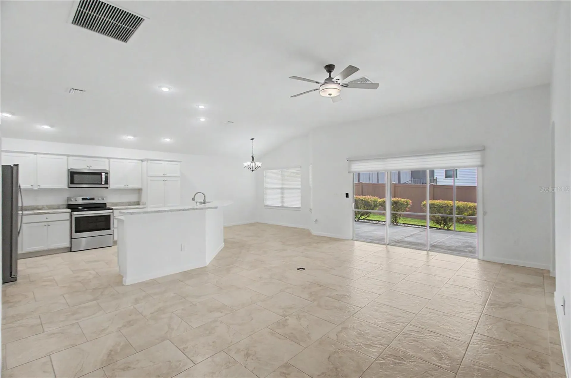 11281 Stewart Loop Oxford FL 34484