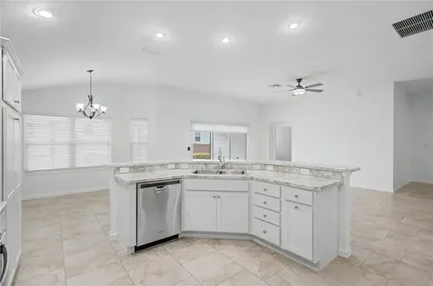 11281 Stewart Loop Oxford FL 34484